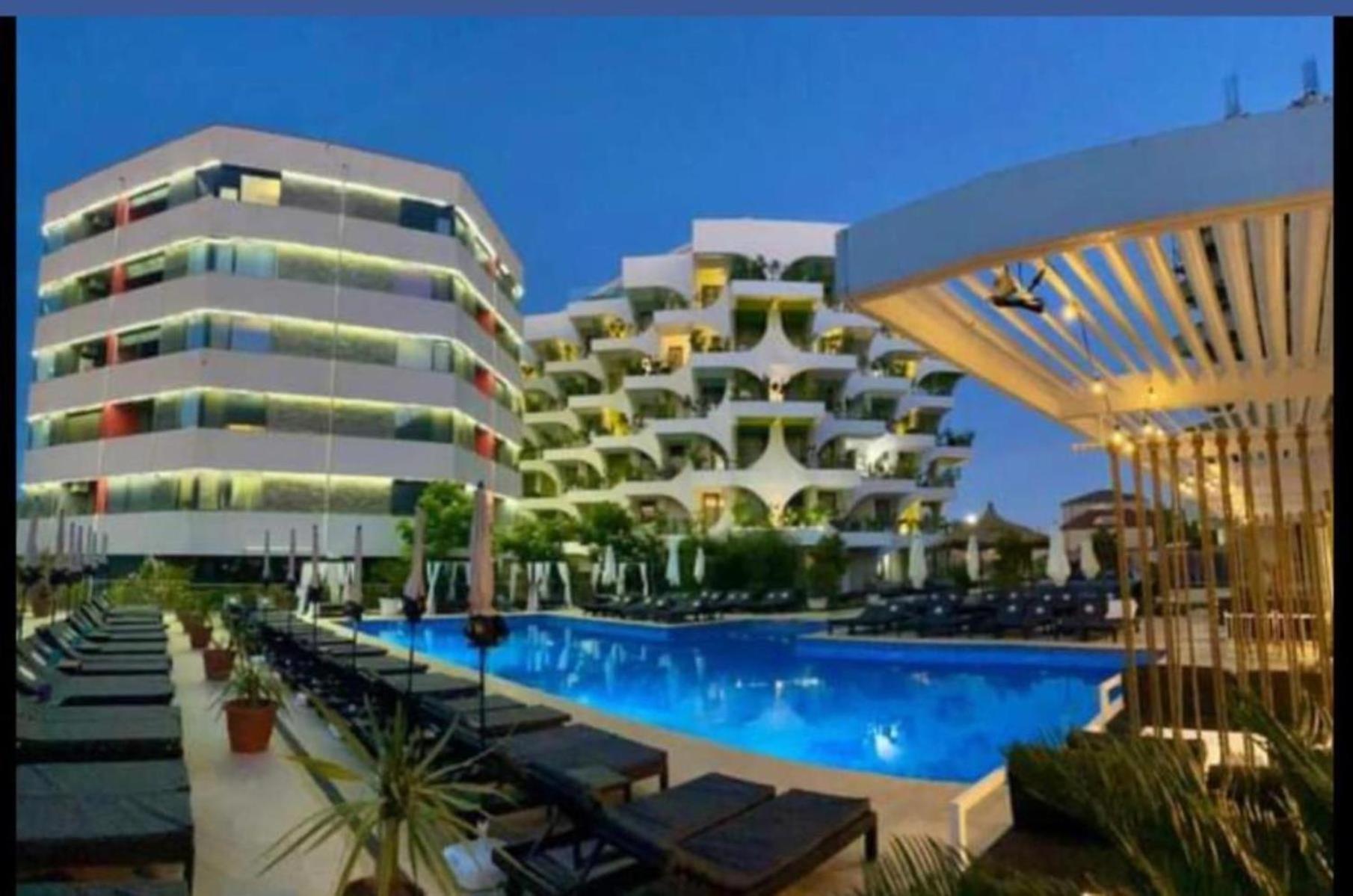 Thomas Luxury Apartment Нэводари Экстерьер фото